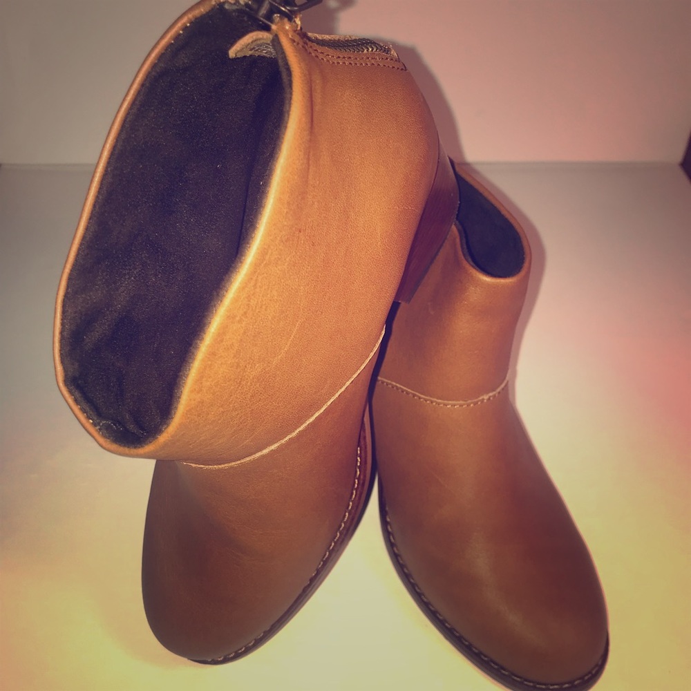 Leila Booties by Toms 9M Cognac